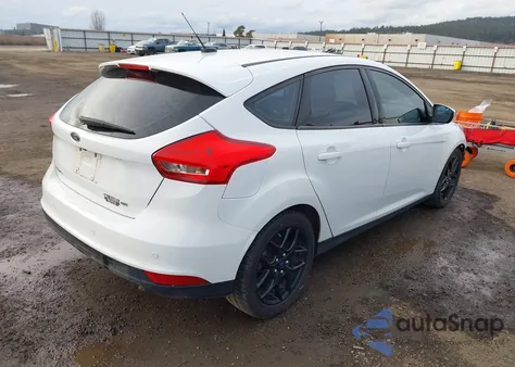 2016 Ford Focus Se z USA, uszkodzony, nr VIN 1FADP3K29GL340520